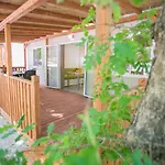 Mobile Homes Premium Magnolia Bijela Uvala